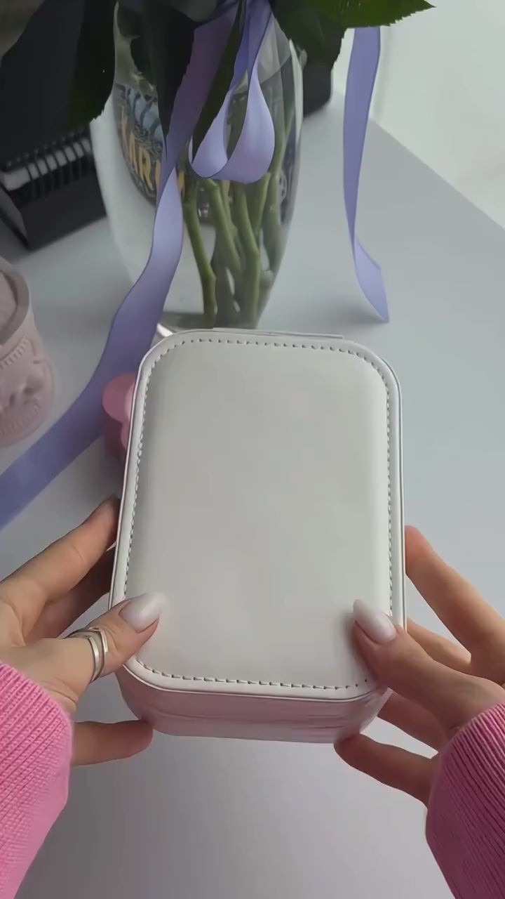 Luxury Portable Leather Jewellery Box with Integrated LED Mirror